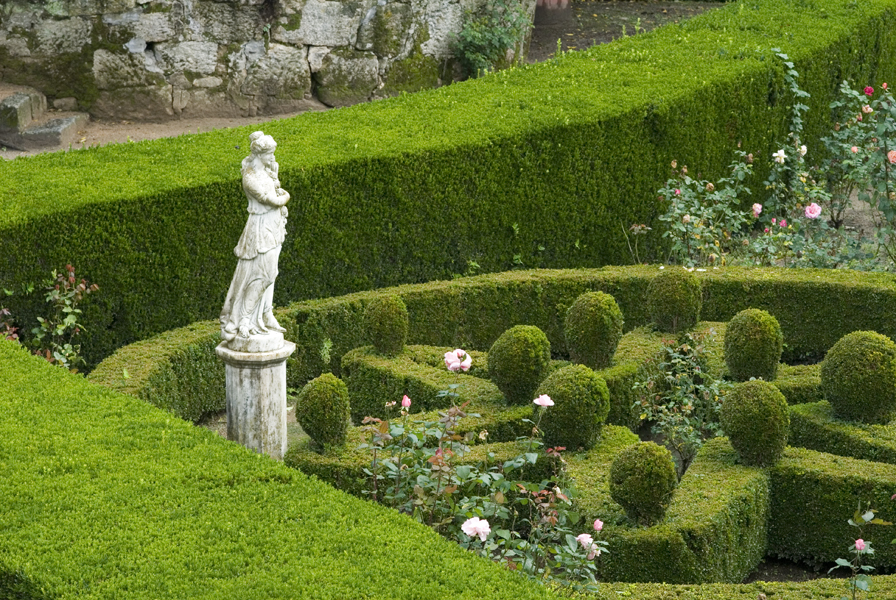 Beautiful Garden Tours in Portugal